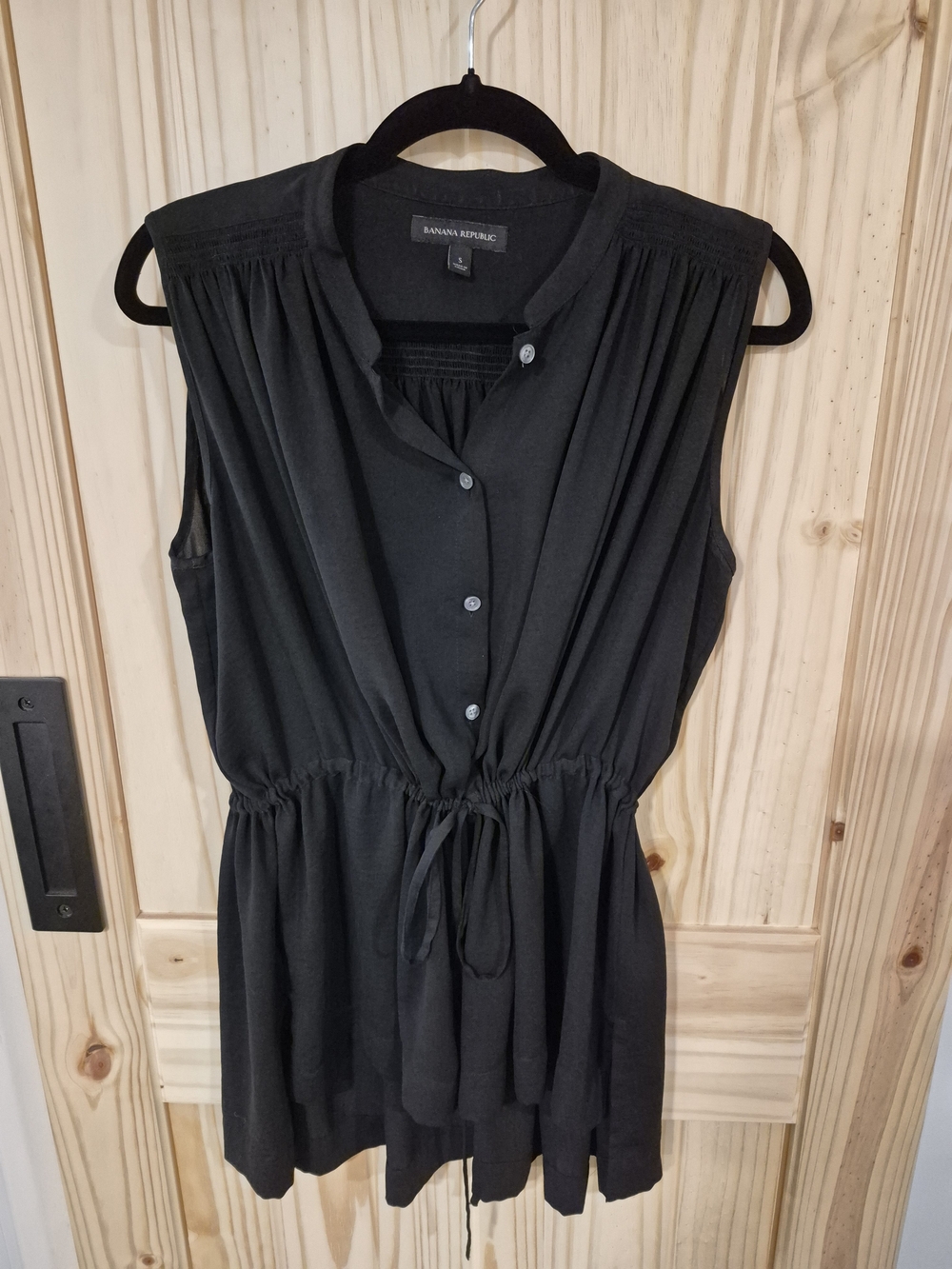 Banana Republic Black Sleeveless Drawstring Button-Front Tunic